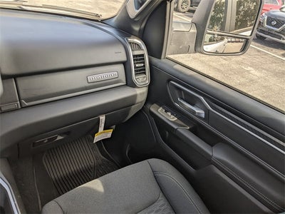 2025 RAM 1500 Big Horn Crew Cab 4x2 6'4' Box